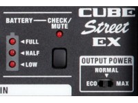 Roland CUBE STREET EX gestão da carga das pilhas Roland CUBE STREET EX gestão da carga das pilhas